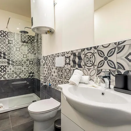 Elegant Brand New Near Duomo Appartement Milan