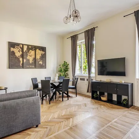 Elegant Brand New Near Duomo *